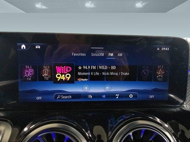 new 2024 Mercedes-Benz GLB 250 car, priced at $52,300