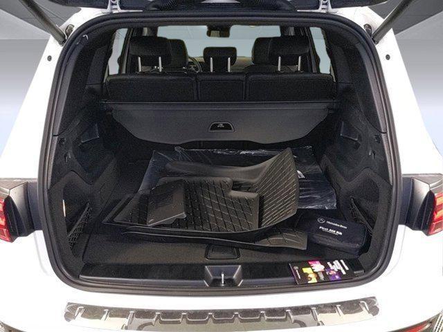 new 2024 Mercedes-Benz GLB 250 car, priced at $52,300