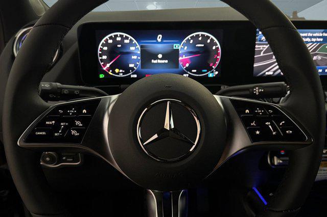 new 2025 Mercedes-Benz GLA 250 car, priced at $48,815