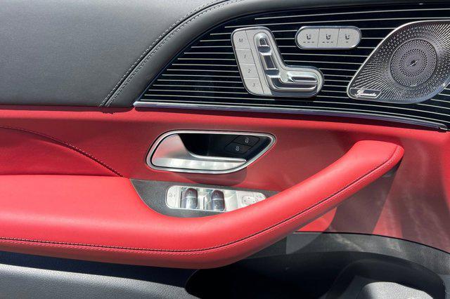 new 2025 Mercedes-Benz AMG GLE 53 car, priced at $118,390