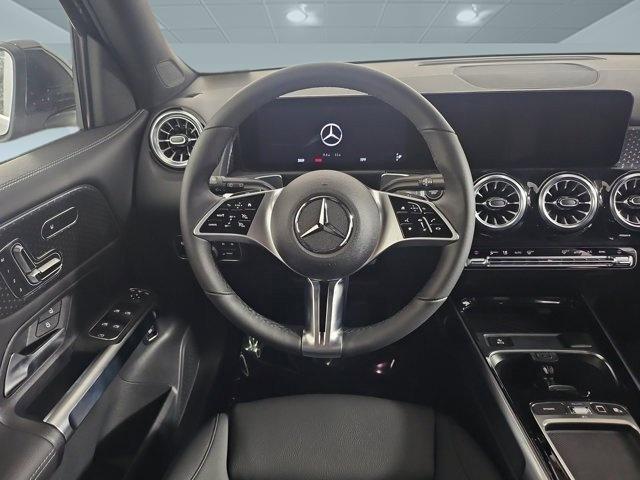 new 2025 Mercedes-Benz GLB 250 car, priced at $47,660