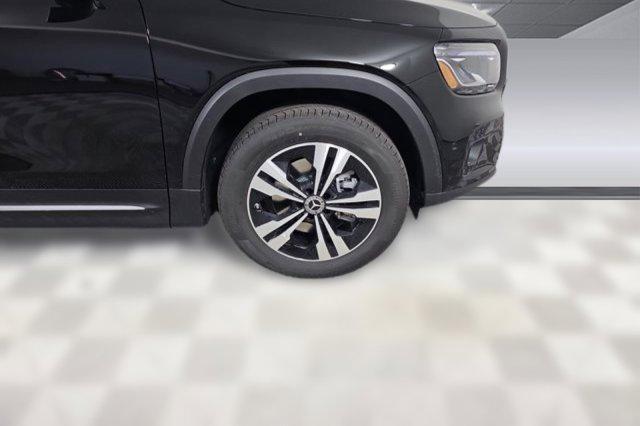new 2025 Mercedes-Benz GLB 250 car, priced at $47,660
