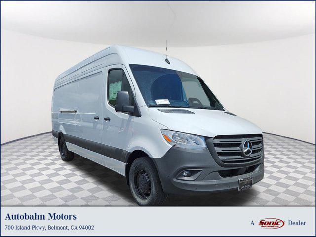 new 2025 Mercedes-Benz Sprinter 2500 car, priced at $71,104