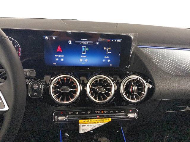 new 2025 Mercedes-Benz GLA 250 car, priced at $47,195