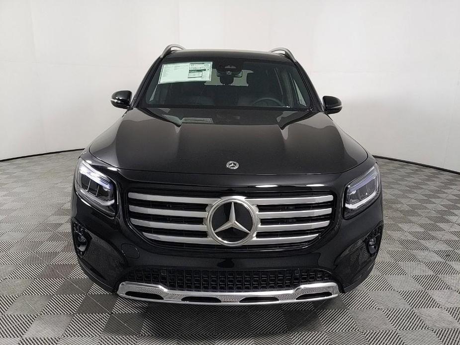 new 2024 Mercedes-Benz GLB 250 car, priced at $47,322
