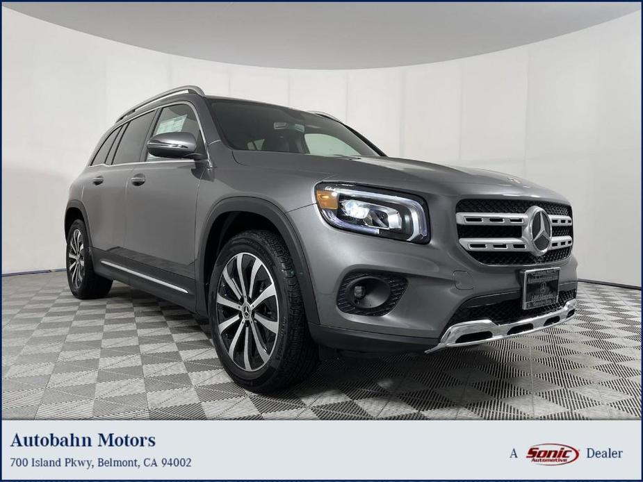 used 2022 Mercedes-Benz GLB 250 car, priced at $31,999