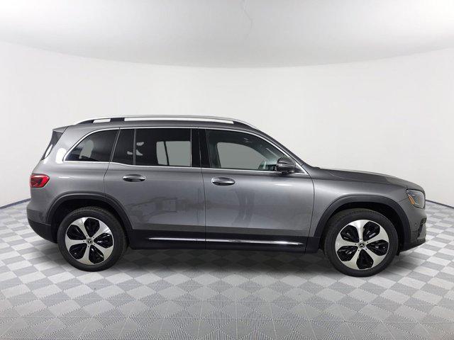new 2025 Mercedes-Benz GLB 250 car, priced at $50,920