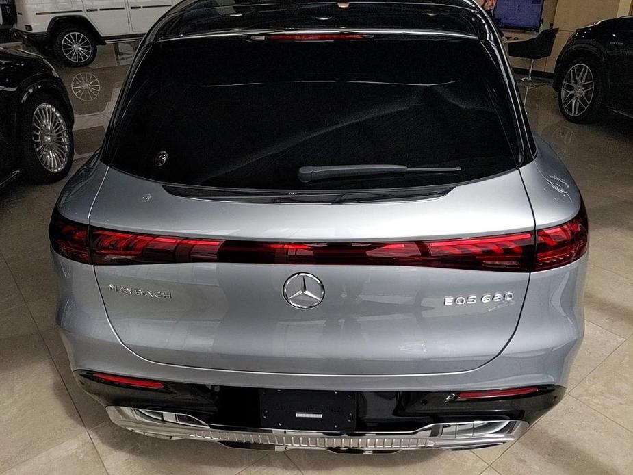 new 2024 Mercedes-Benz Maybach EQS 680 car, priced at $195,372