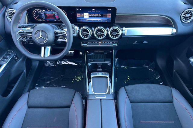 new 2026 Mercedes-Benz GLB 250 car, priced at $60,395