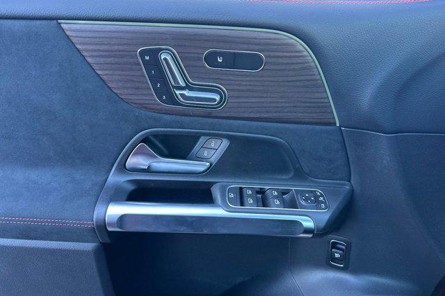 new 2026 Mercedes-Benz GLB 250 car, priced at $60,395