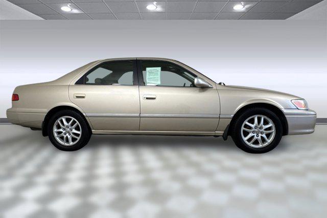 used 2000 Toyota Camry car, priced at $5,498