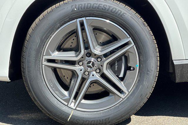 new 2025 Mercedes-Benz GLE 450e car, priced at $90,175