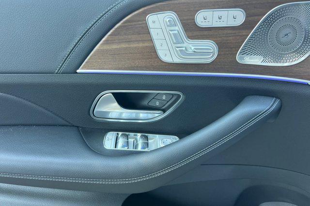 new 2025 Mercedes-Benz GLE 450e car, priced at $90,175