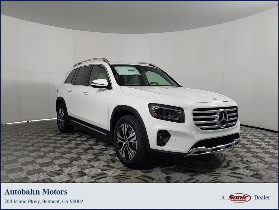new 2024 Mercedes-Benz GLB 250 car, priced at $48,842
