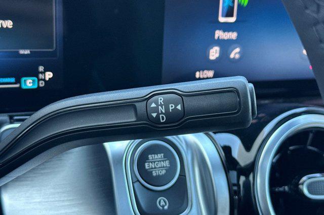 new 2026 Mercedes-Benz GLB 250 car, priced at $48,470