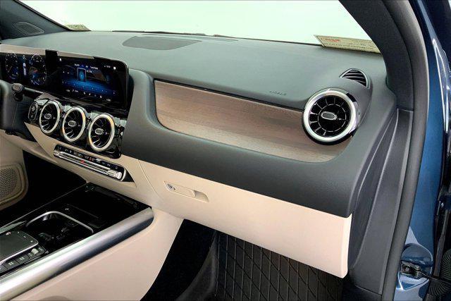 used 2022 Mercedes-Benz GLA 250 car, priced at $29,999