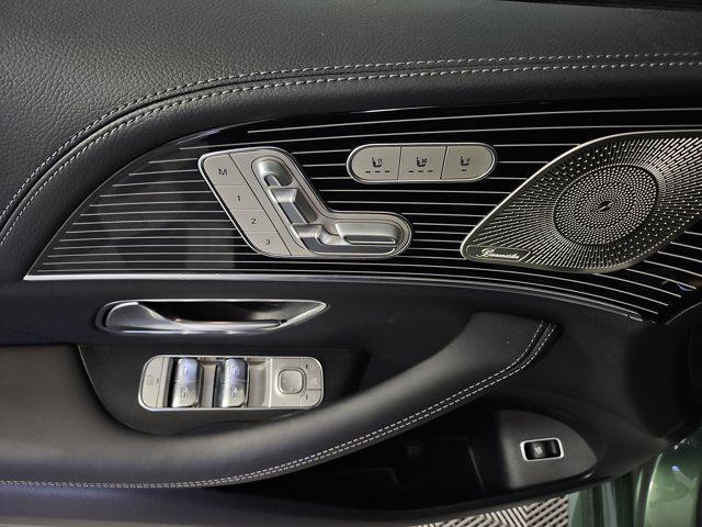 new 2025 Mercedes-Benz GLS 450 car, priced at $117,760