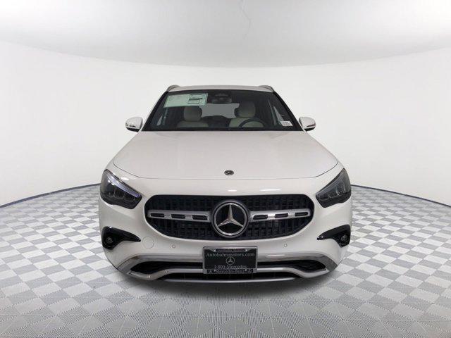new 2025 Mercedes-Benz GLA 250 car, priced at $46,165