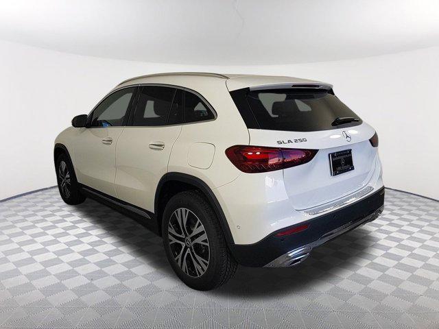 new 2025 Mercedes-Benz GLA 250 car, priced at $46,165