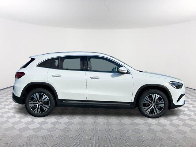 new 2025 Mercedes-Benz GLA 250 car, priced at $47,295