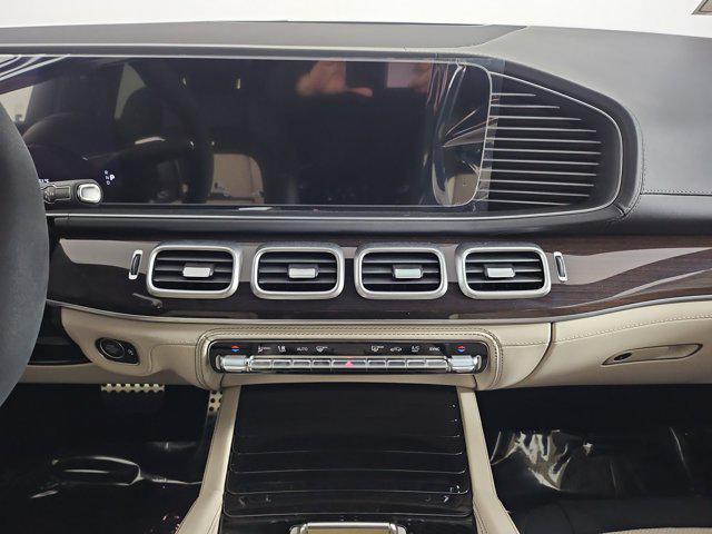 new 2025 Mercedes-Benz AMG GLE 53 car, priced at $105,225