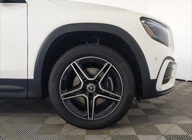 new 2024 Mercedes-Benz GLB 250 car, priced at $54,815