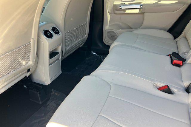 new 2025 Mercedes-Benz GLB 250 car, priced at $47,660
