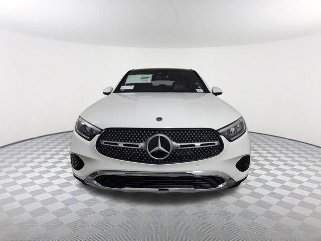 new 2025 Mercedes-Benz GLC 300 car, priced at $61,195