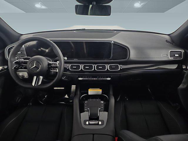 new 2025 Mercedes-Benz GLS 580 car, priced at $126,955