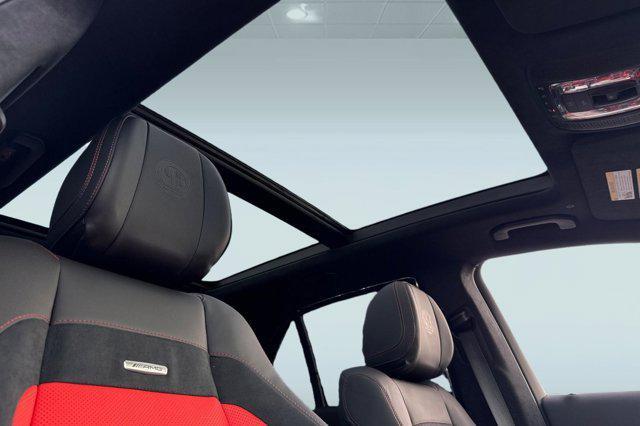 new 2025 Mercedes-Benz AMG GLE 63 car, priced at $140,515