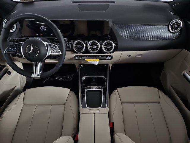 new 2025 Mercedes-Benz GLA 250 car, priced at $47,295