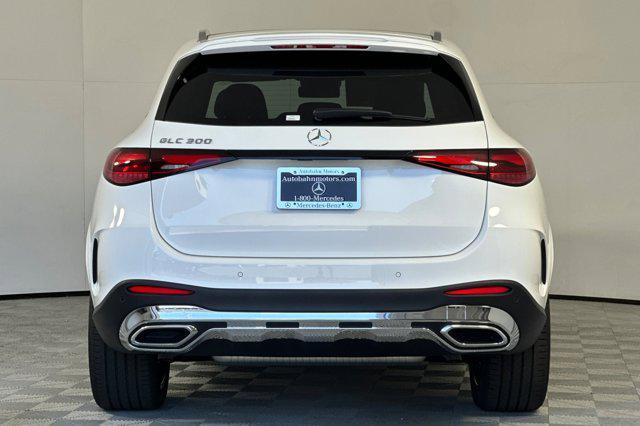 new 2025 Mercedes-Benz GLC 300 car, priced at $57,135