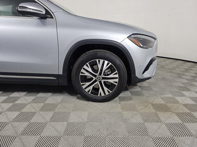 new 2025 Mercedes-Benz GLA 250 car, priced at $48,420