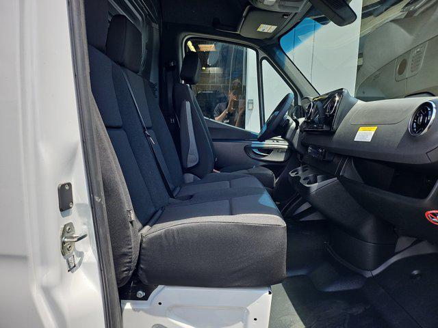 new 2025 Mercedes-Benz Sprinter 2500 car, priced at $71,104