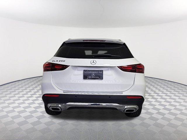 new 2025 Mercedes-Benz GLA 250 car, priced at $47,230