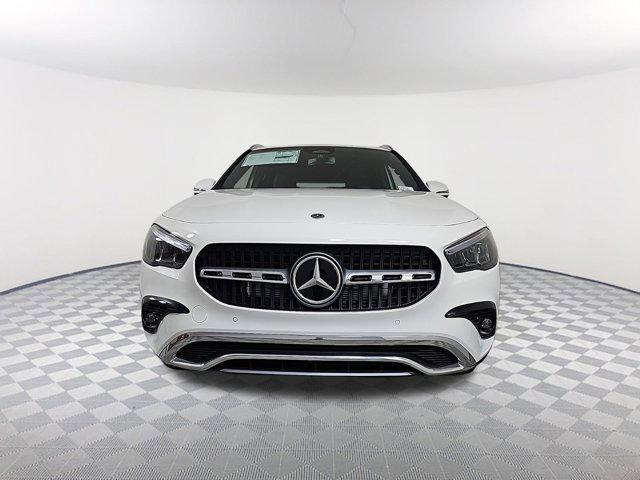 new 2025 Mercedes-Benz GLA 250 car, priced at $47,230