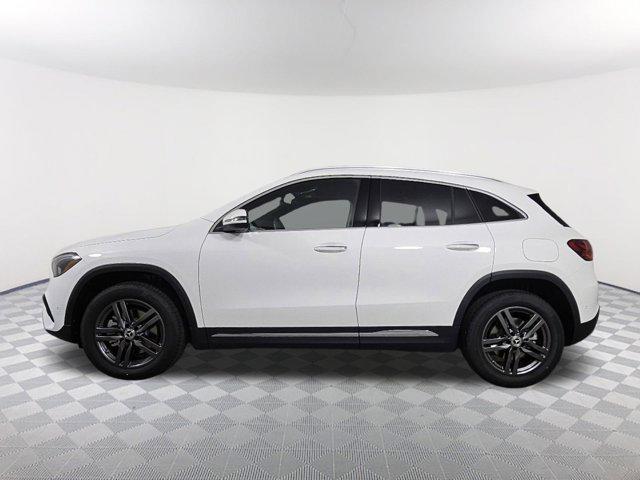 new 2025 Mercedes-Benz GLA 250 car, priced at $47,230