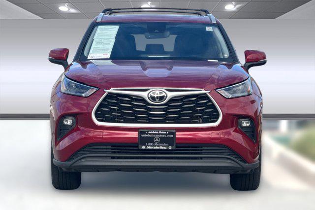 used 2023 Toyota Highlander car, priced at $28,887