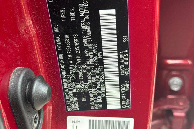 used 2023 Toyota Highlander car, priced at $28,887