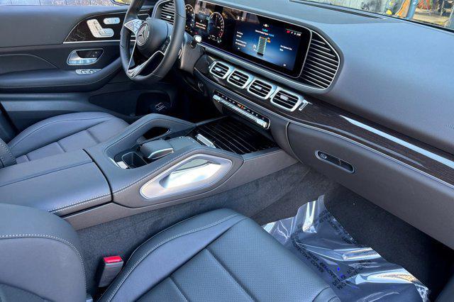 new 2025 Mercedes-Benz GLE 450e car, priced at $75,390