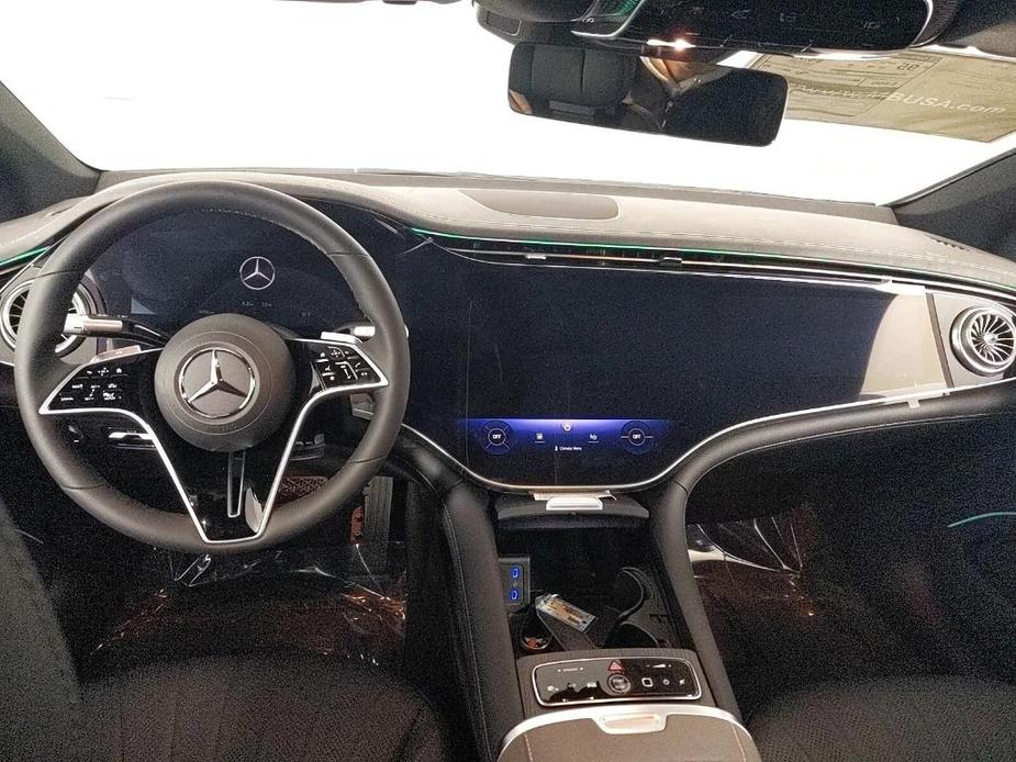 new 2024 Mercedes-Benz EQS 450 car, priced at $109,305
