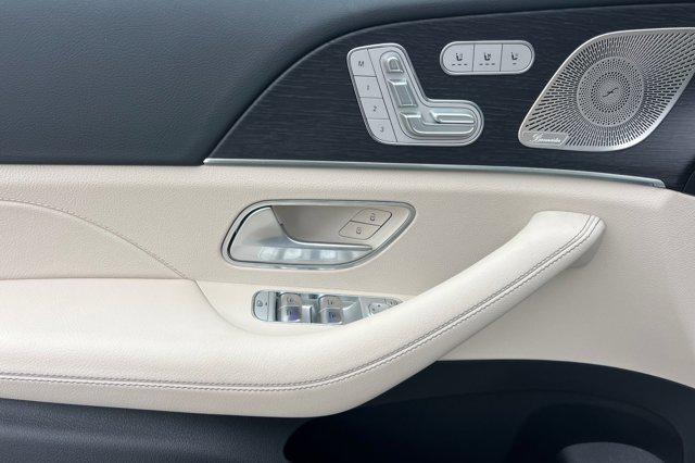 new 2025 Mercedes-Benz GLS 450 car, priced at $97,430