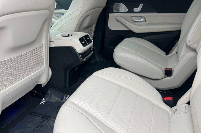 new 2025 Mercedes-Benz GLS 450 car, priced at $97,430