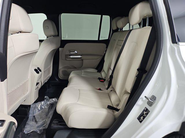 new 2025 Mercedes-Benz GLB 250 car, priced at $50,110