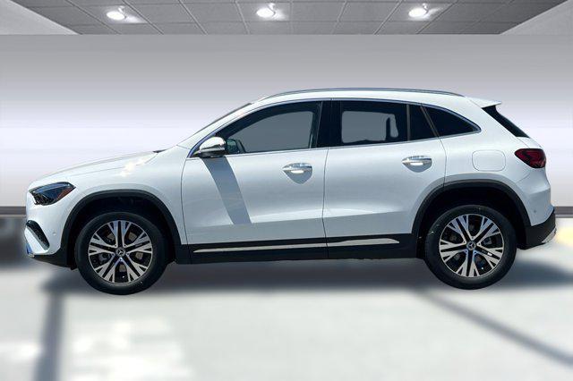 new 2025 Mercedes-Benz GLA 250 car, priced at $47,295