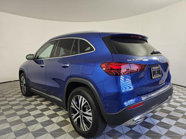 new 2025 Mercedes-Benz GLA 250 car, priced at $45,095