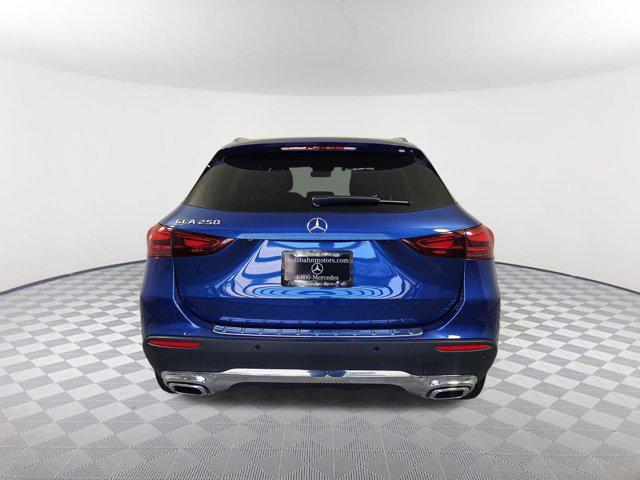 new 2025 Mercedes-Benz GLA 250 car, priced at $45,095