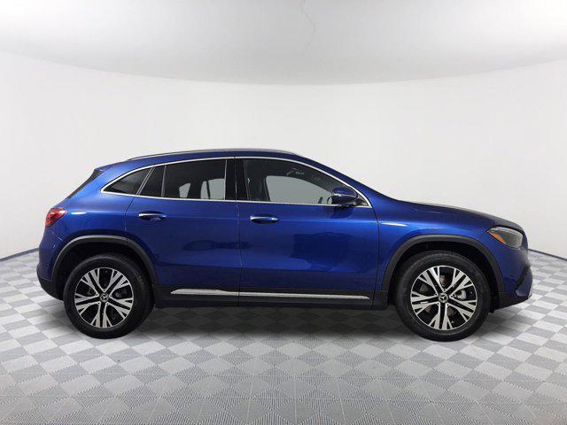 new 2025 Mercedes-Benz GLA 250 car, priced at $45,095