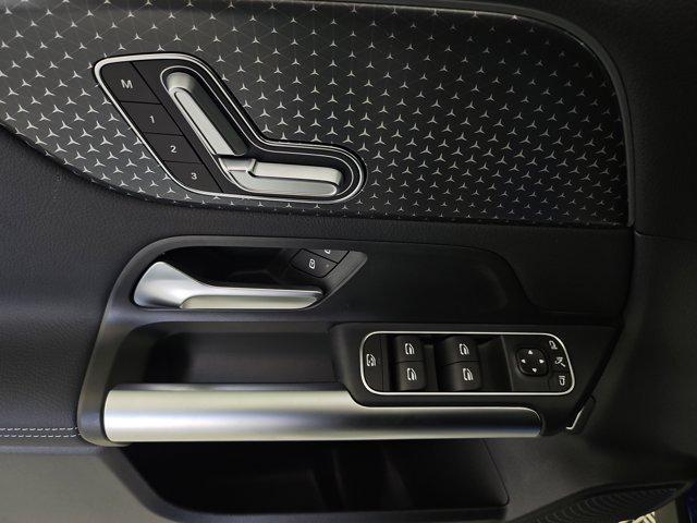 new 2025 Mercedes-Benz GLA 250 car, priced at $45,095