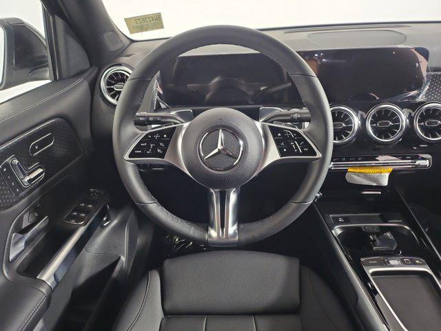 new 2025 Mercedes-Benz GLB 250 car, priced at $47,660